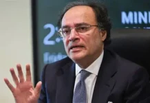 Govt vows support for textile sector amid rising costs and global competition