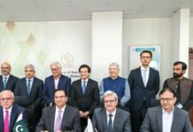Pakistan signs offshore exploration deals worth potential $1bn investment
